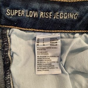 American Eagle Super Low Rise Jegging